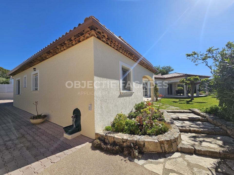 Façadier d'une maison à La Ciotat, 13600, Bouches du Rhône