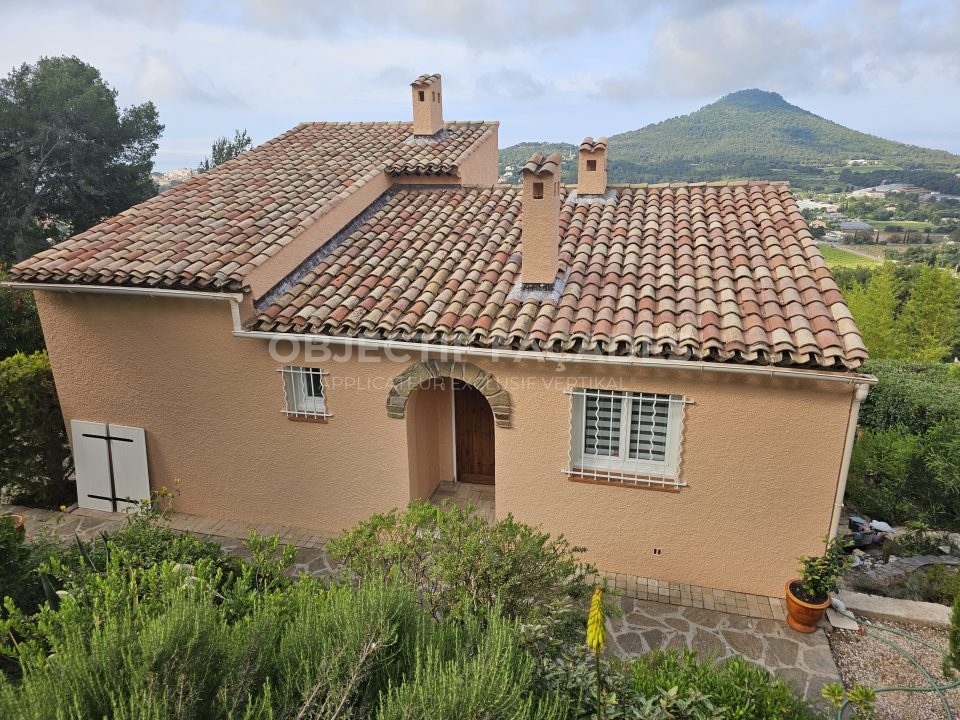 Ravalement façades d'une maison à Aubagne, 13005, Bouches-du-Rhône